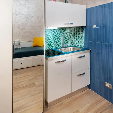 Nest - Grazioso Monolocale Indipendente Apartmán *